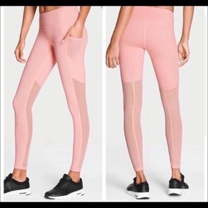 Victoria’s Secret knockout tight/ leggings
